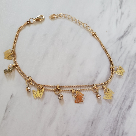 Gold Butterfly Anklet - Picture 2 of 3